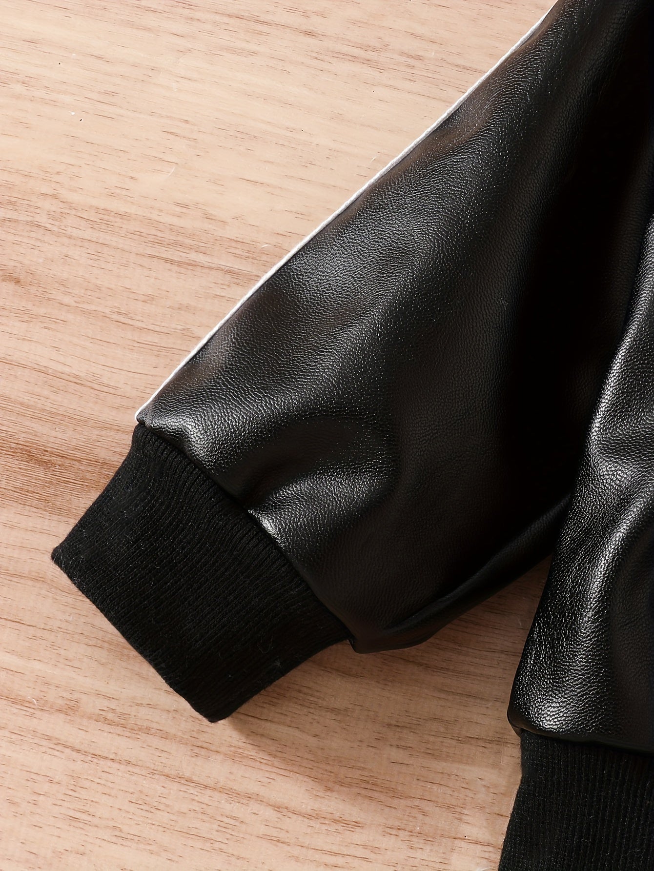 Boys’ Hooded Winter Jacket Plush Windproof Coat-4