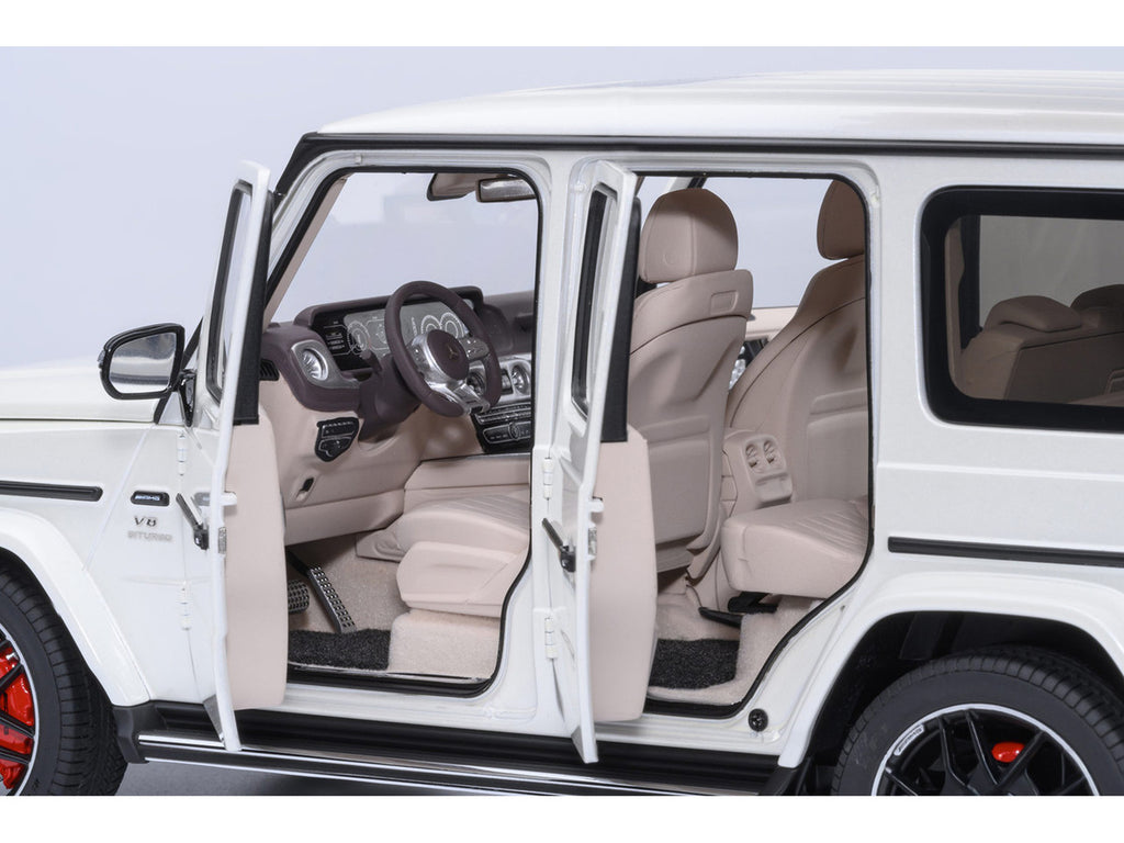 2019 Mercedes-Benz AMG G63 Brilliant White Metallic 1/18 Model Car by Autoart-2