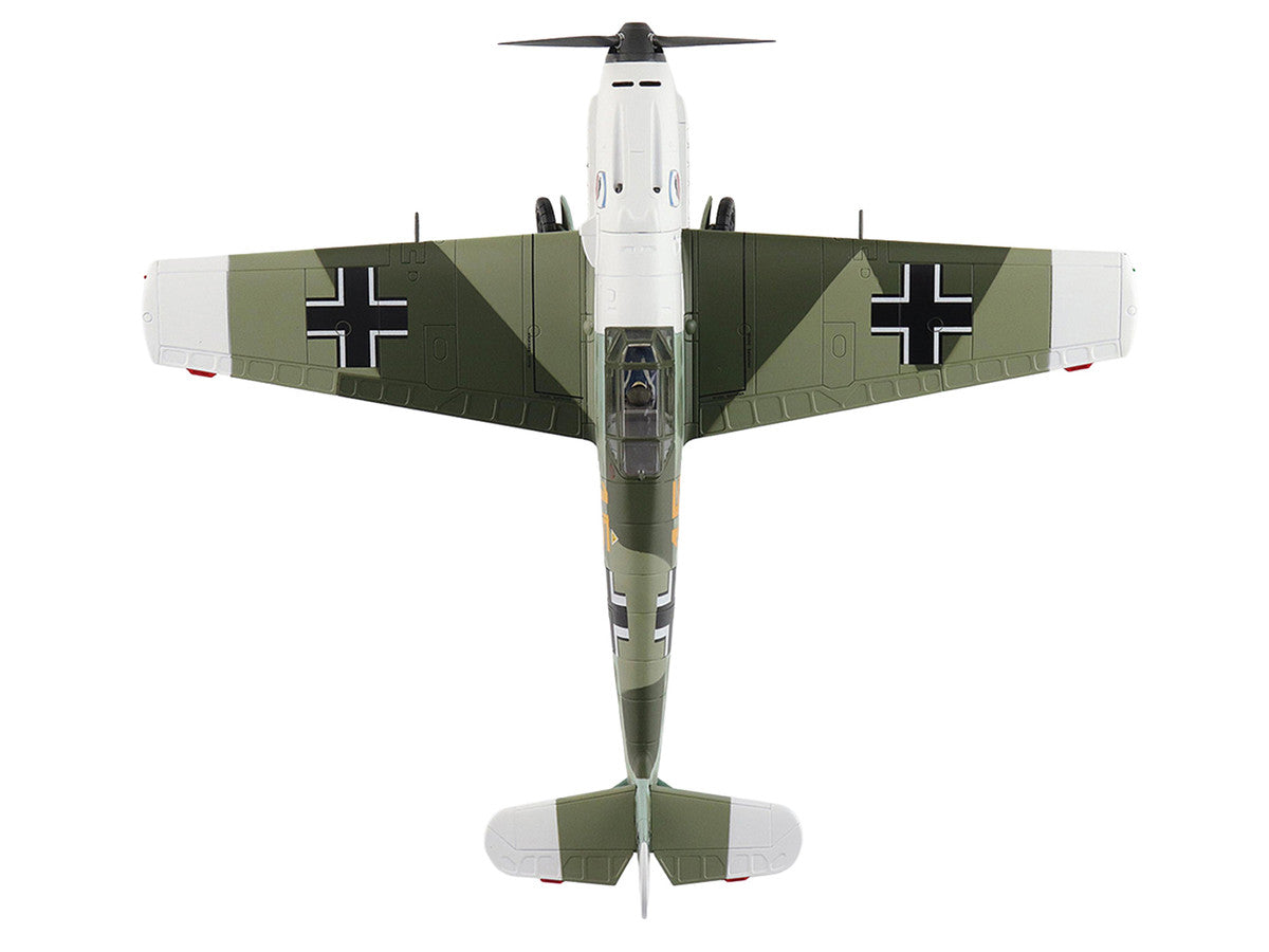 Messerschmitt Bf 109E-3 Fighter Aircraft "Yellow 15 Karl Wolff III/JG 52 France" (1940) German Luftwaffe "Air Power Series" 1/48 Diecast Model by Hobby Master-1